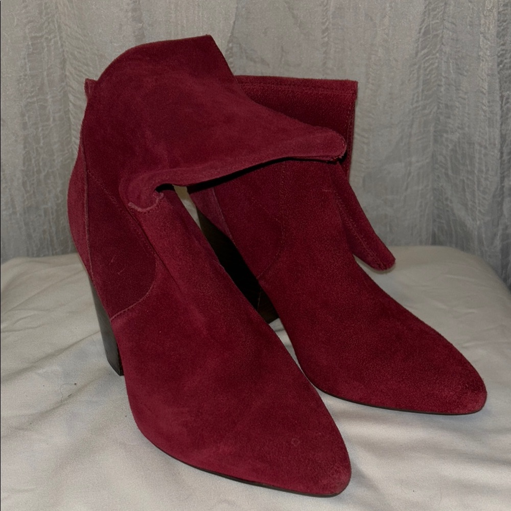 Urban Outfitters Reddish Burgundy Boots Ankle Length Size 8 Suede Leather - Picture 1 of 7